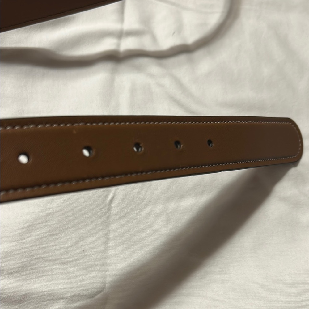 Gucci Brown Leather Belt with Gold Buckle - Picture 7 of 7